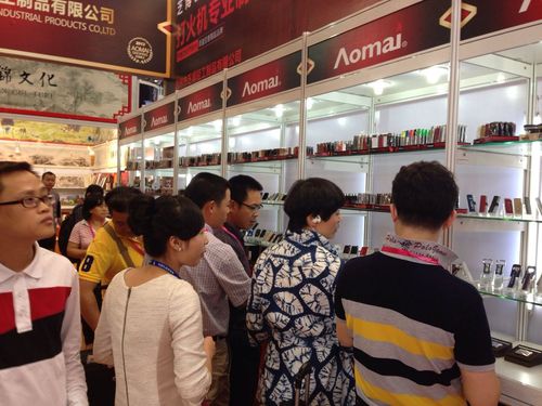 企业介绍   公司主导产品有打火机,烟灰缸,金属工艺品,塑料制品及套装